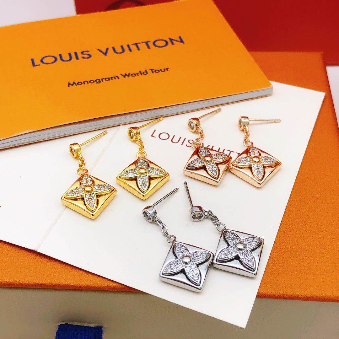 Louis Vuitton Diamond-Shape Tassel Earrings - album image 7