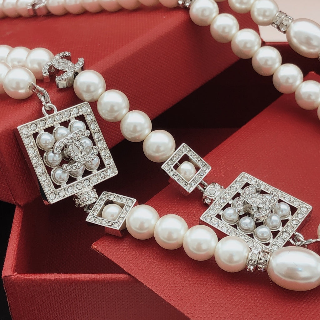 Chanel Pearl Square Necklace - album image 2
