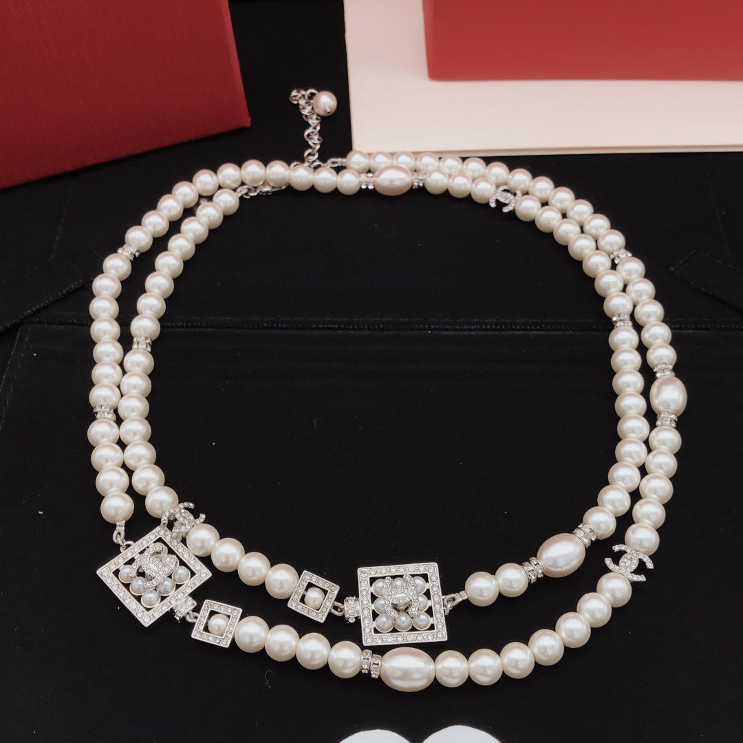 Chanel Pearl Square Necklace - album image 5