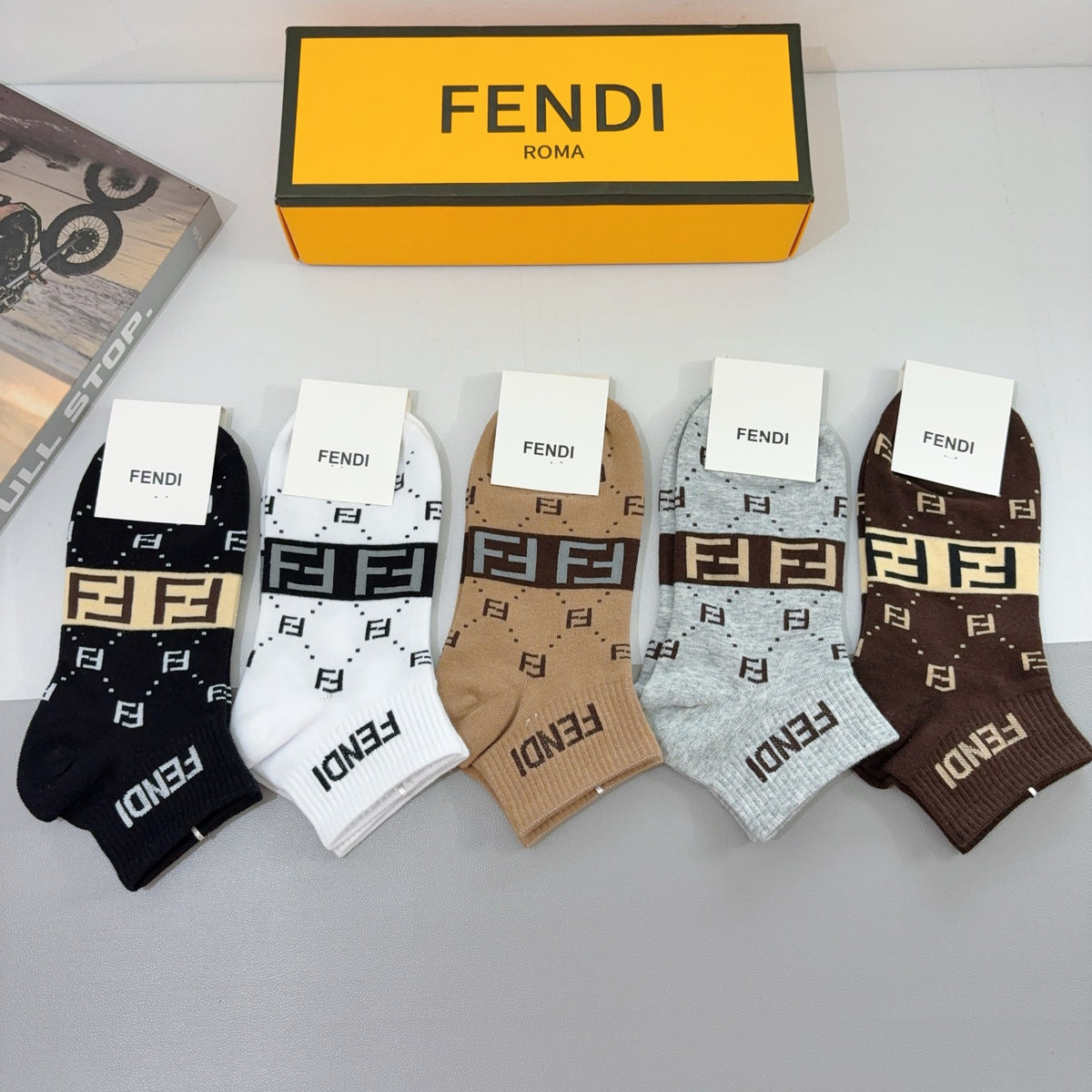 Fendi ff cuff assortment ankle socks - view 3