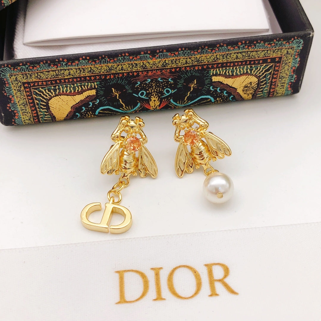 Dior Gold-Tone Floral CD Drop Earrings - product image 4