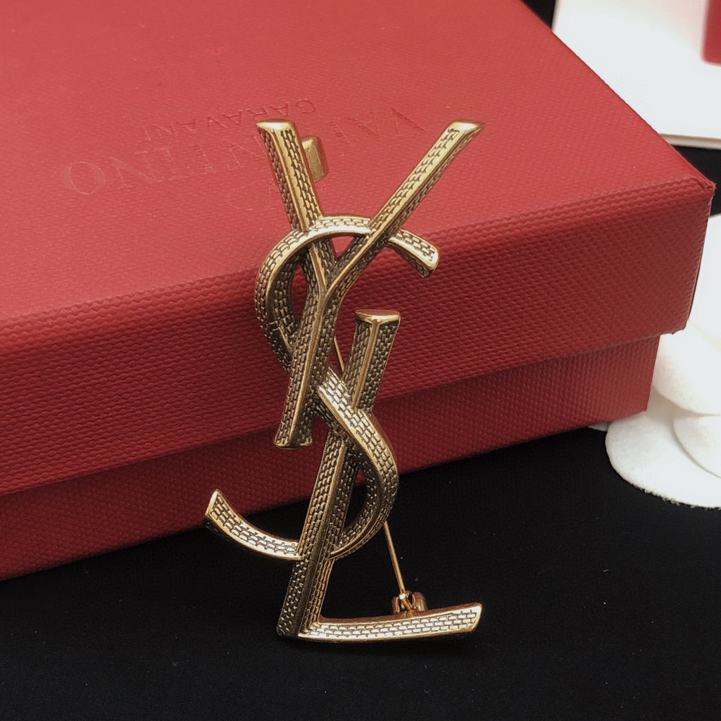 Saint Laurent Gold-Tone Scale-Textured Monogram Brooch - album image 7