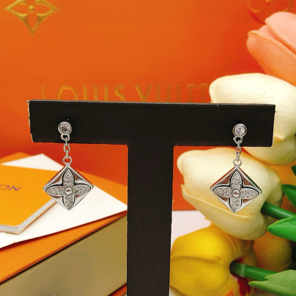 Louis Vuitton Silver-Tone Tassel Earrings - album image 5