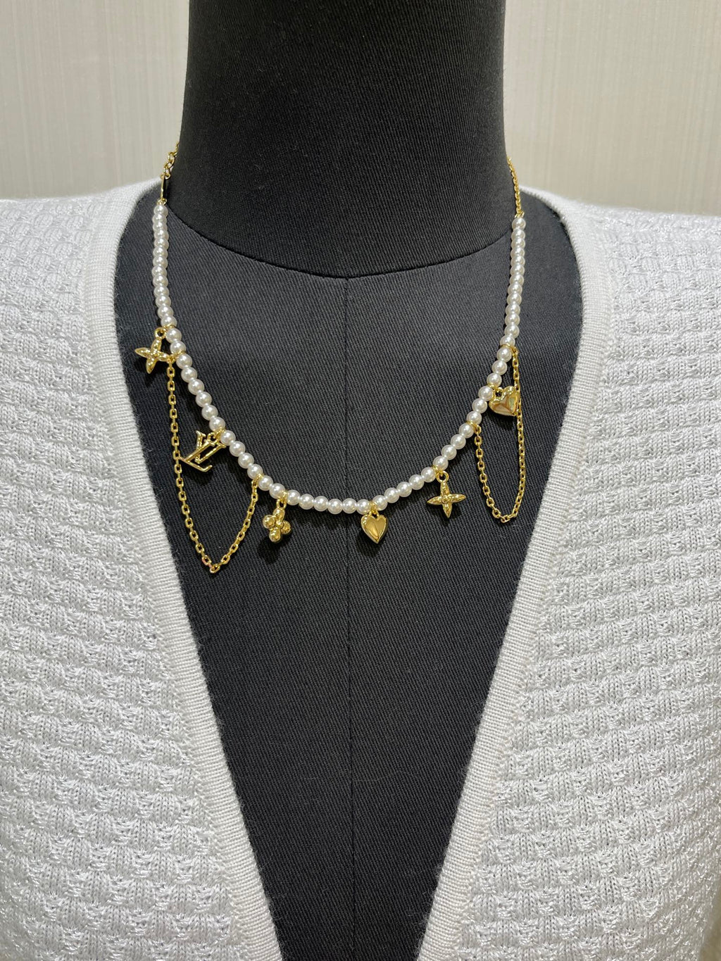 Louis Vuitton Pearl Necklace - album image 1