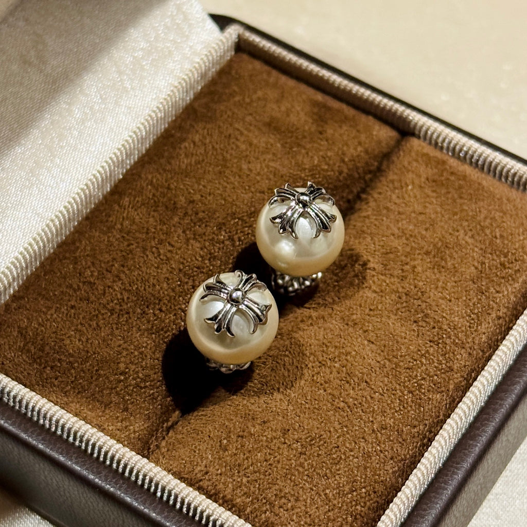 Chrome Hearts Pearl-Style Cross Stud Earrings - album image 4