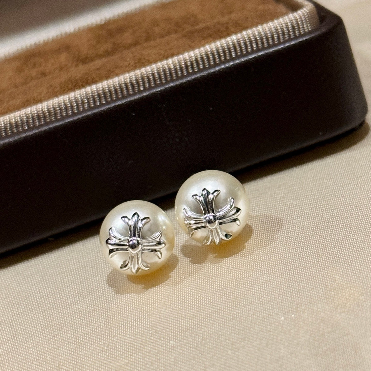 Chrome Hearts Pearl-Style Cross Stud Earrings - album image 9