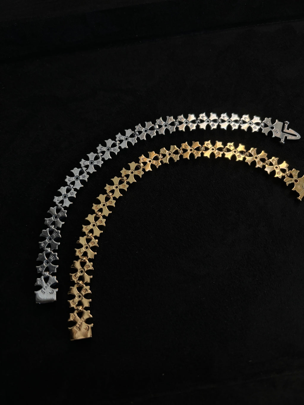 Chrome Hearts Red Accent Cross Station Bracelet - album image 3