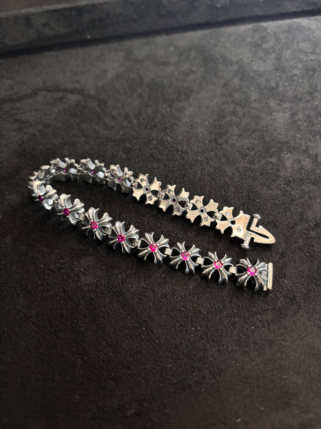 Chrome Hearts Red Accent Cross Station Bracelet - album image 4