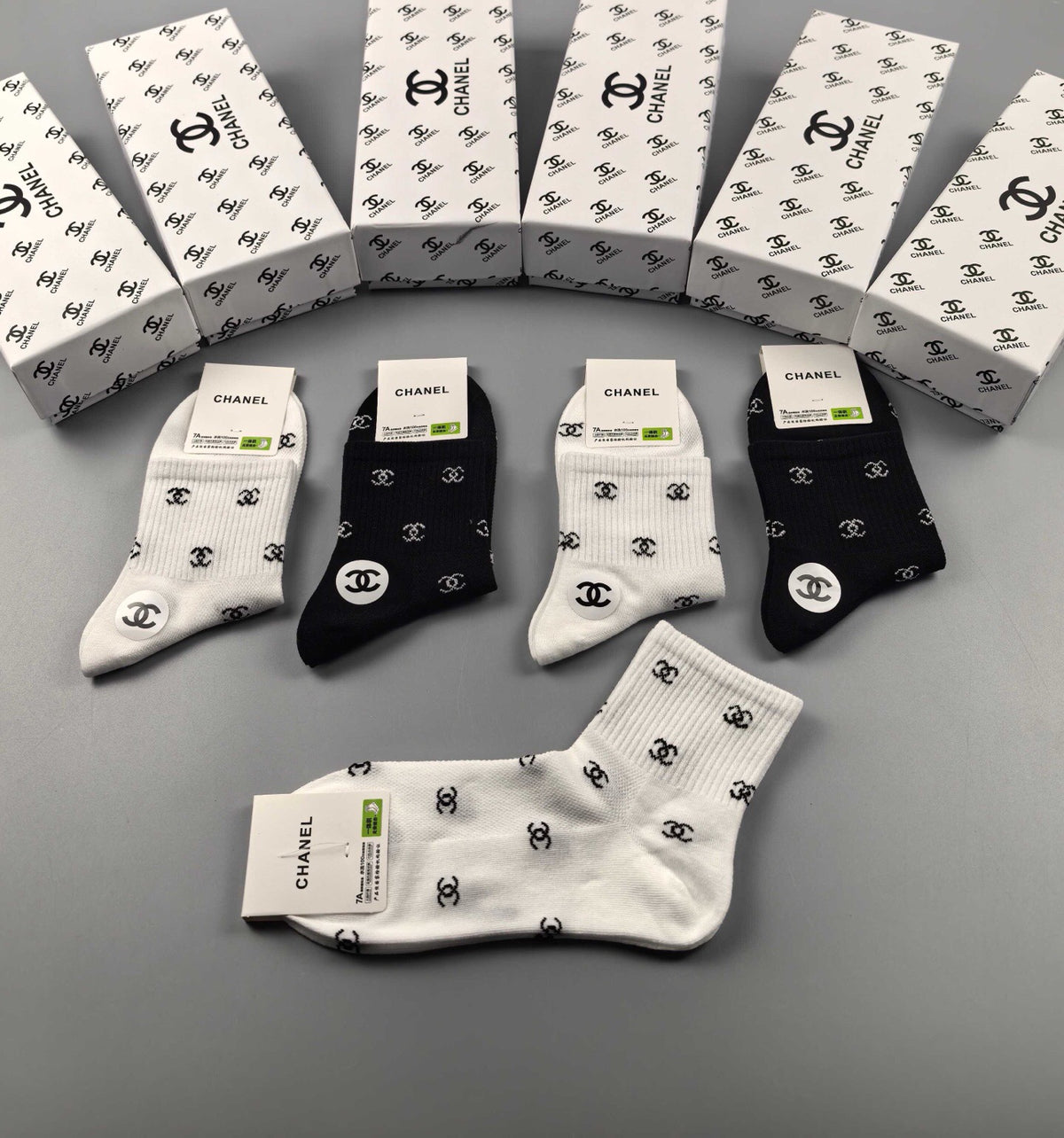 Chanel repeated small emblem crew socks - view 12
