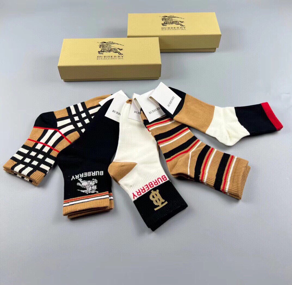 Burberry mixed check stripe five pair crew socks - view 4