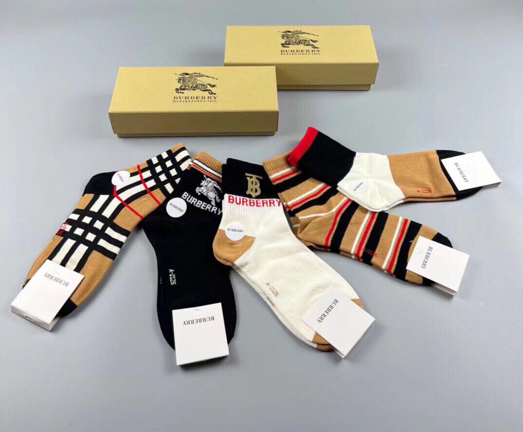 Burberry mixed check stripe five pair crew socks - view 2