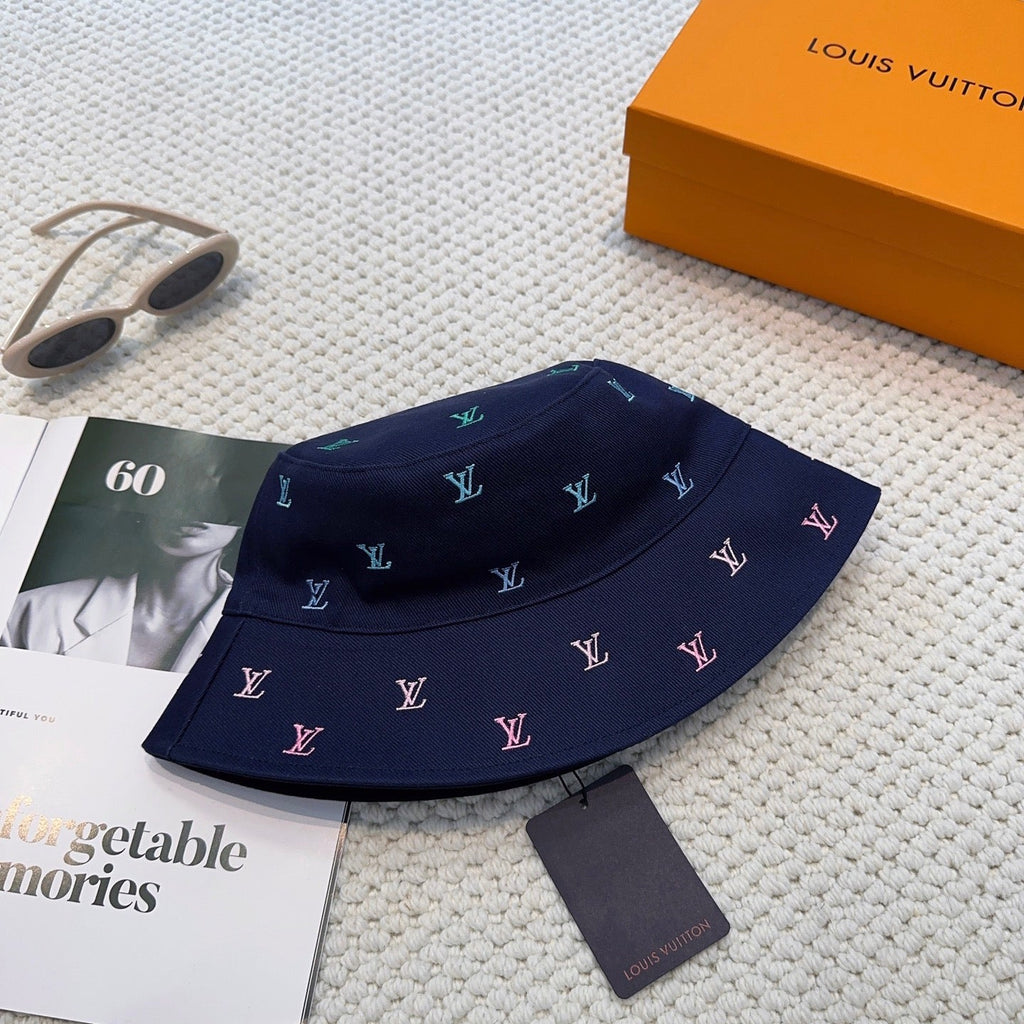 Louis Vuitton Embroidered Reversible Bucket Hat - image 7