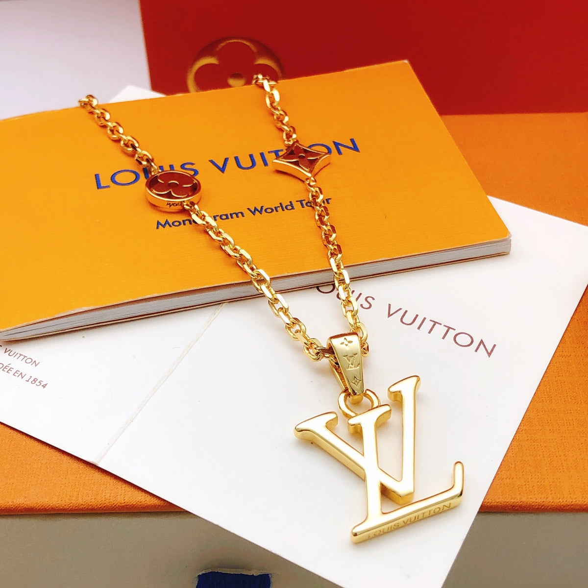 Louis Vuitton Polished Necklace - album image 2