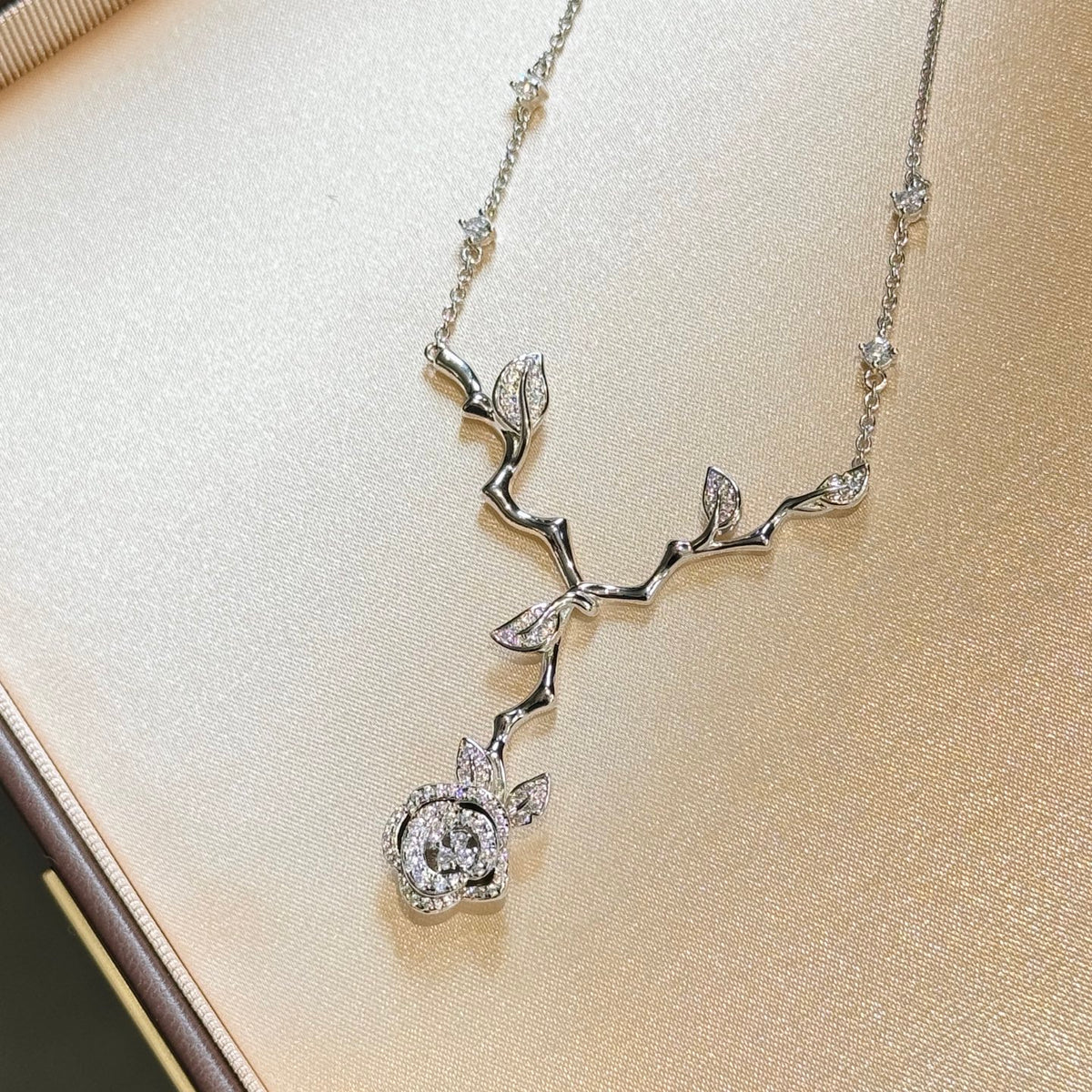 Dior Rose Necklace - album image 6