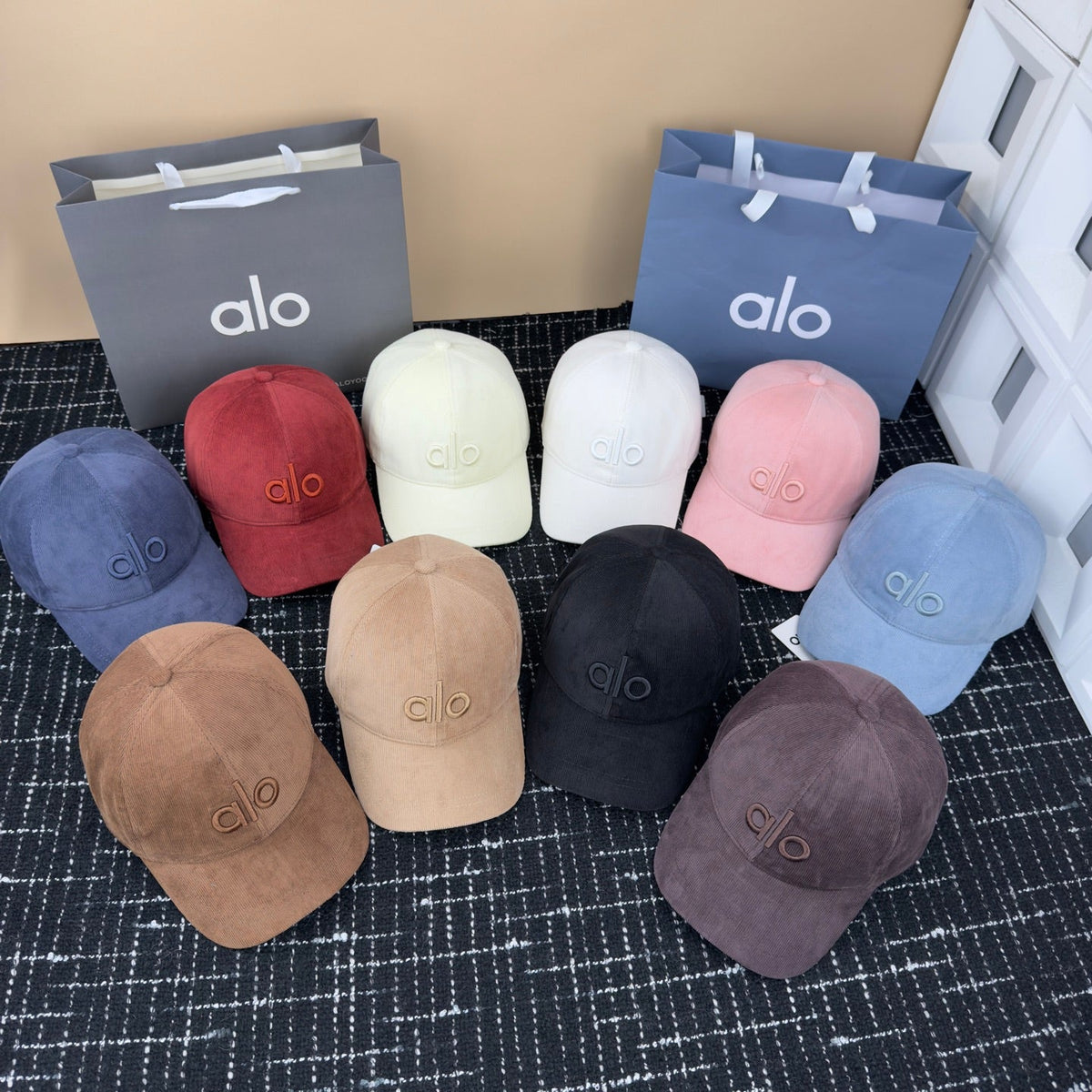 Alo Hat - image 13