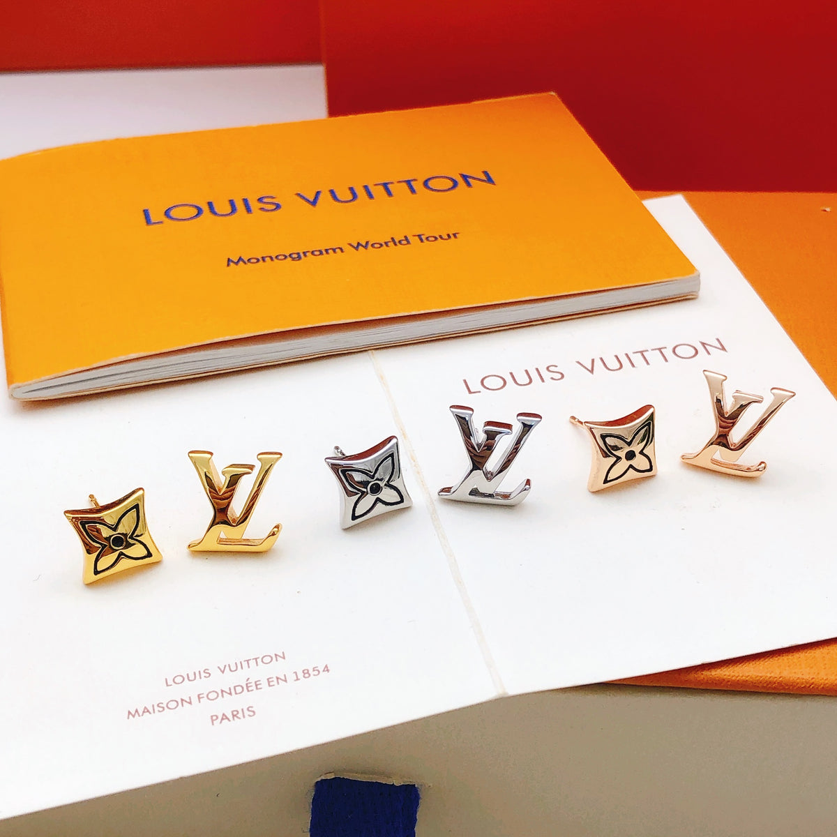 Louis Vuitton Silver-Tone Diamond-Shape Polished Earrings - album image 6