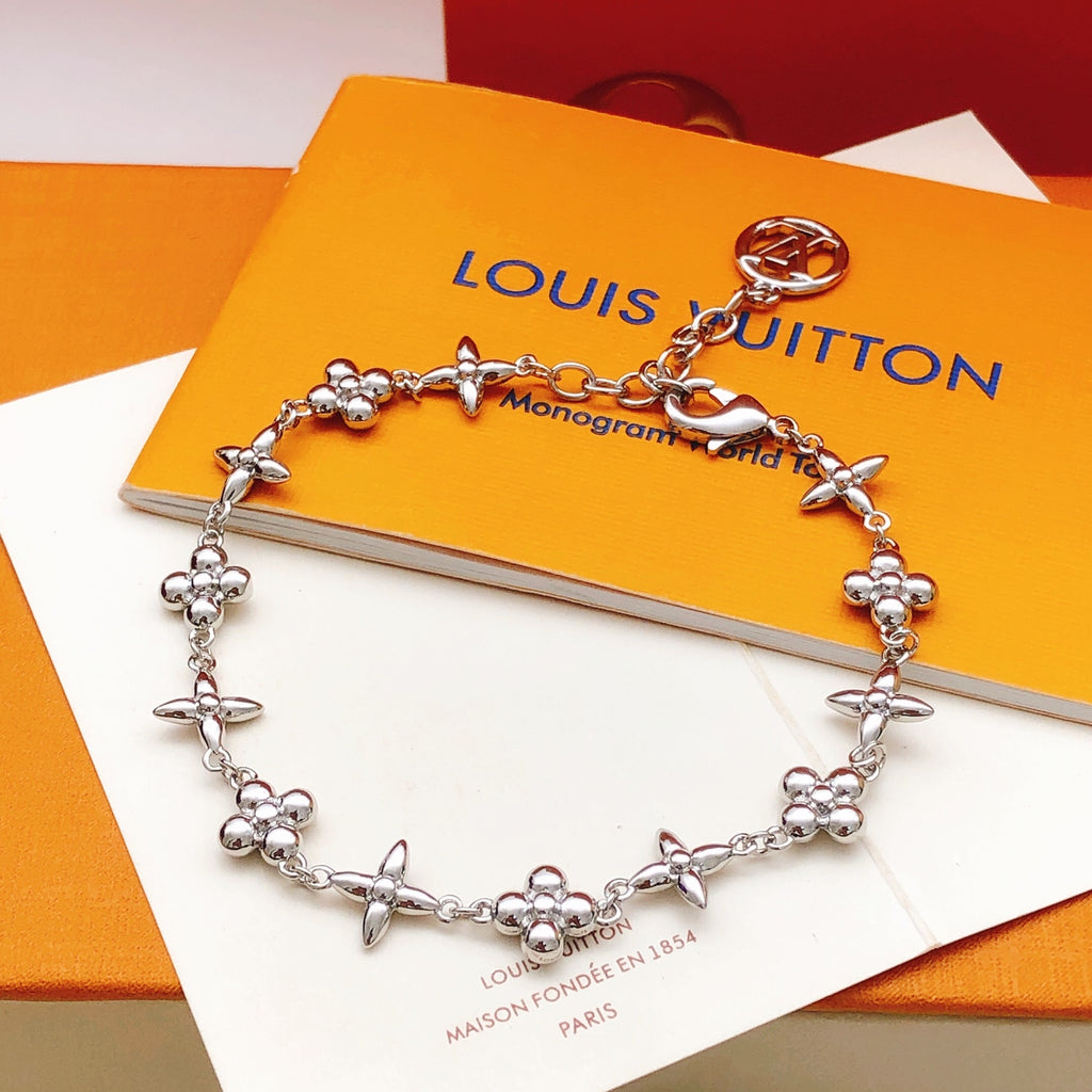 Louis Vuitton Silver-Tone Polished Bracelet - album image 4
