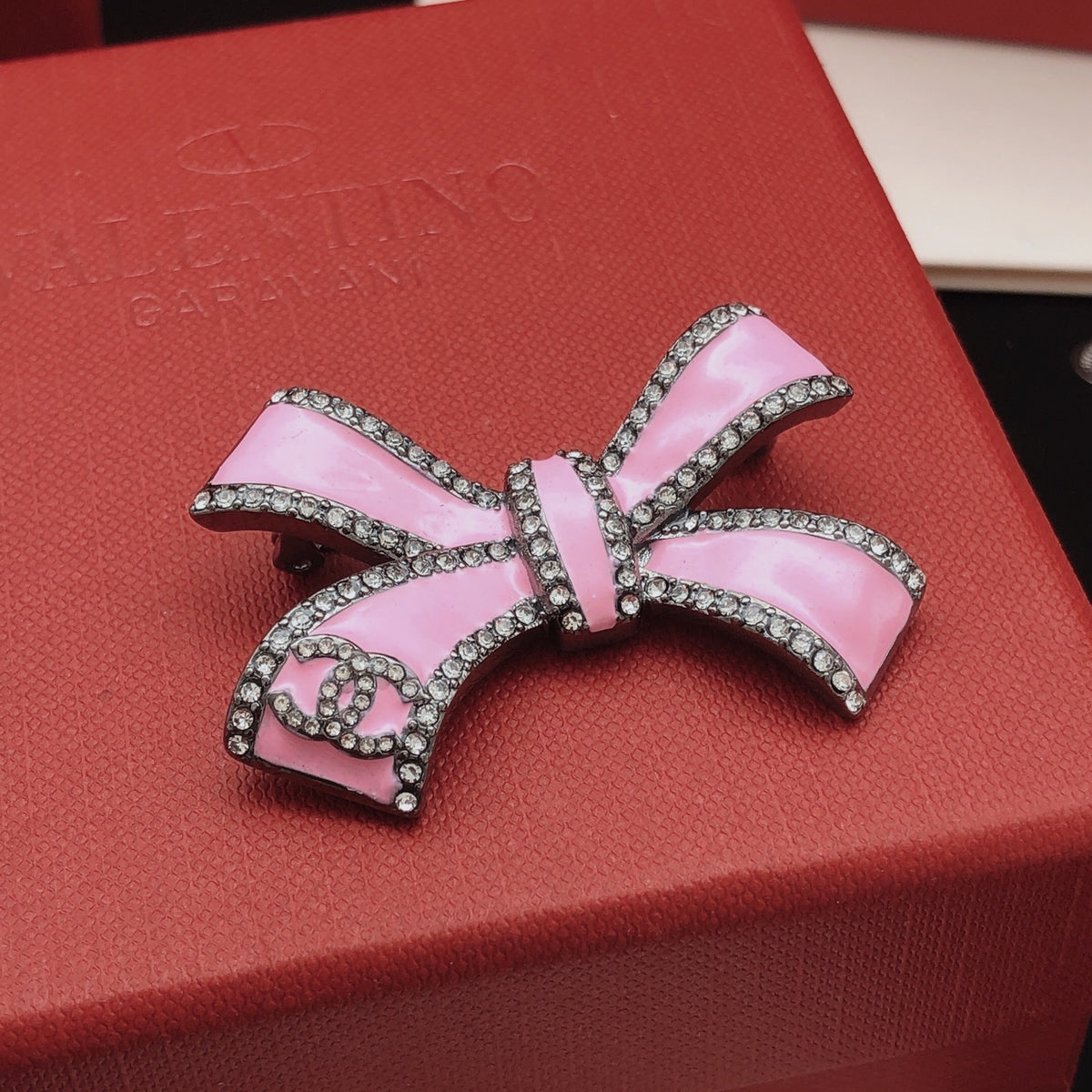 Chanel Bow Butterfly Pink Brooch - album image 4