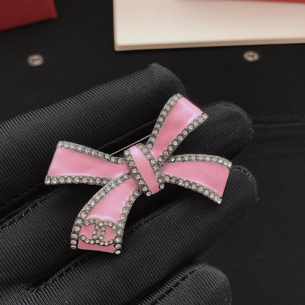 Chanel Bow Butterfly Pink Brooch - album image 2
