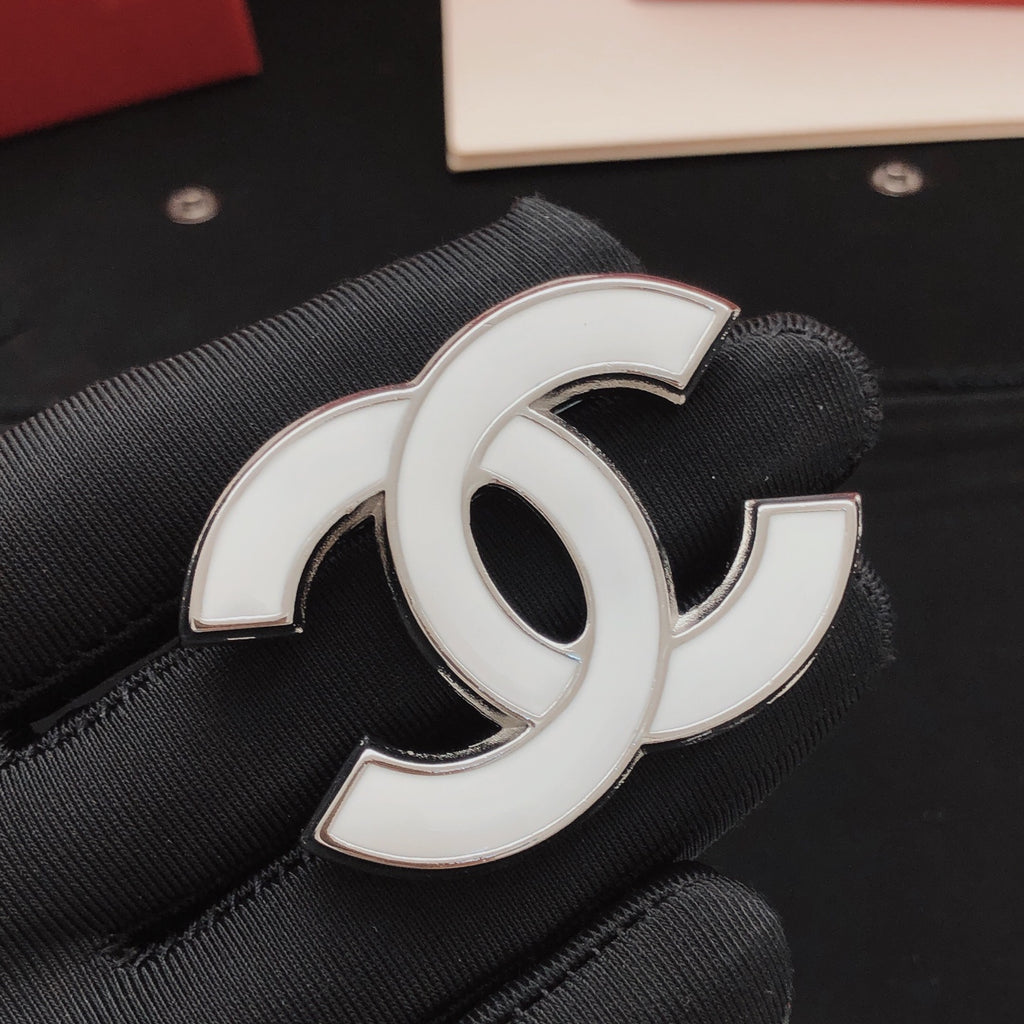 Chanel White Interlocking CC Brooch - product image 3