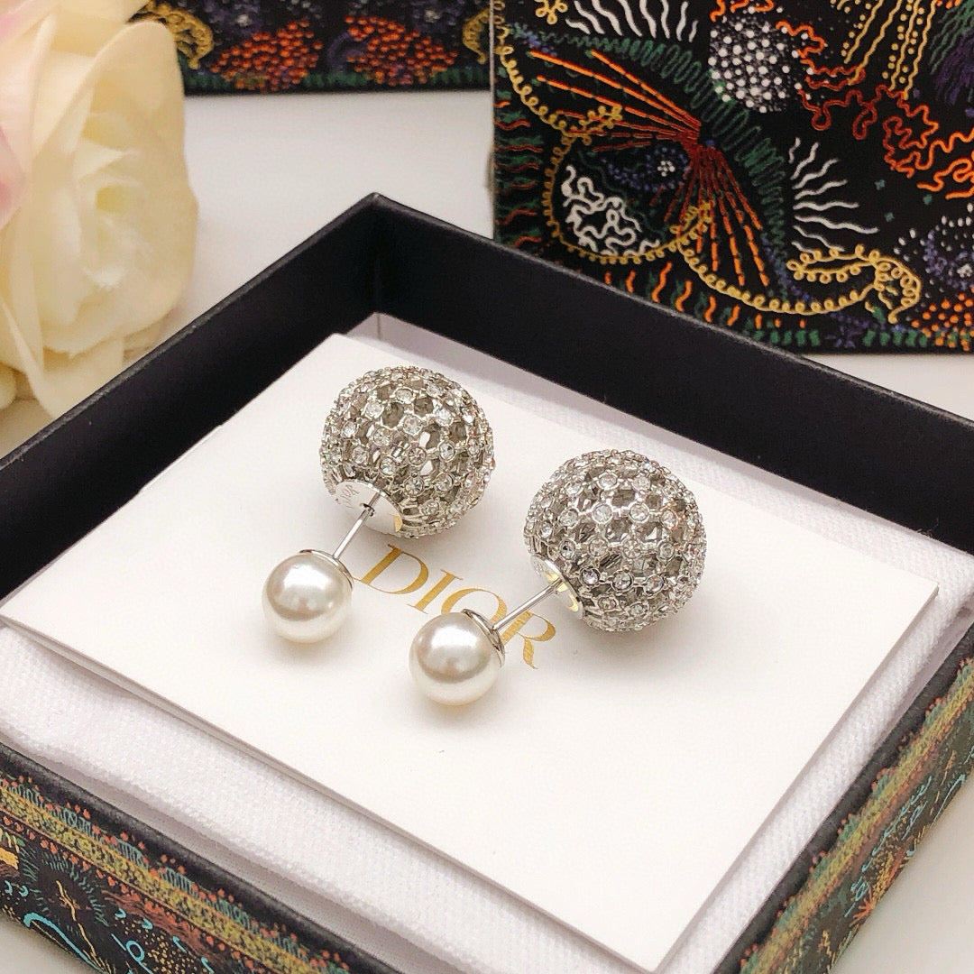 Dior Silver-Tone Openwork Orb Pearl-Look Earrings - product image 12