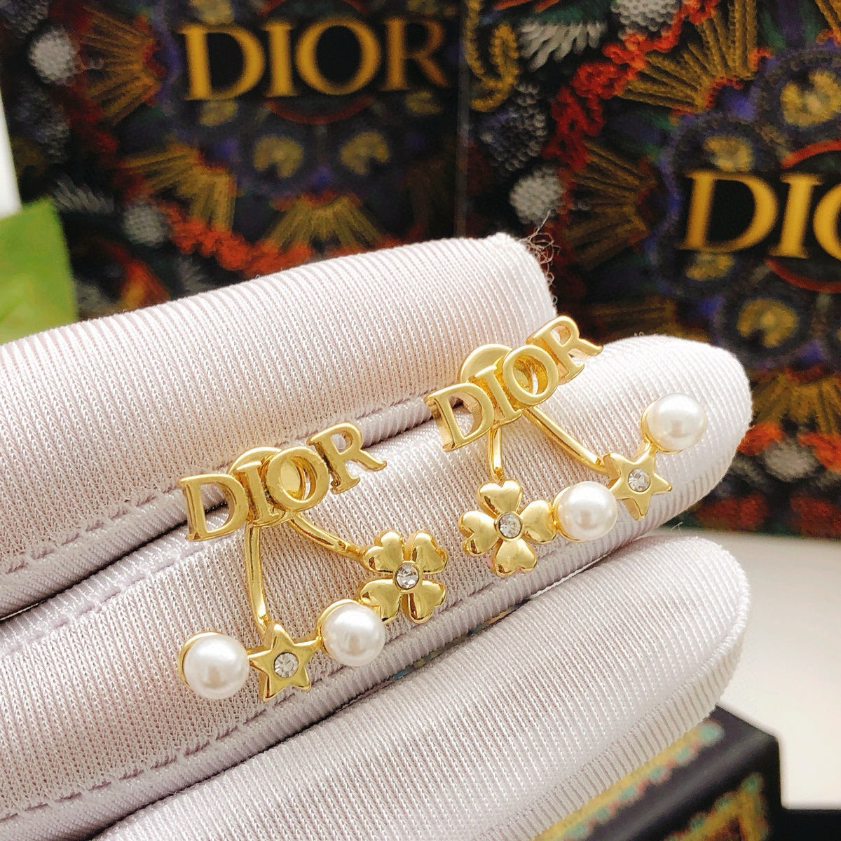 Dior Letter Pearl-Look Chain Earrings - product image 2