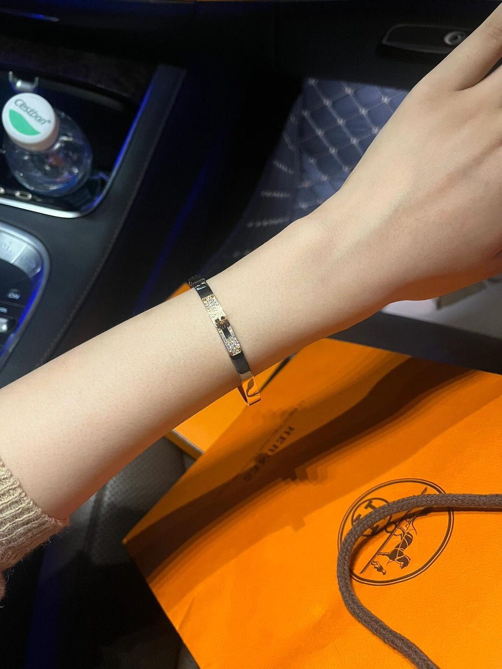 Hermès Orange Leather Gold-Tone Bar Bracelet - album image 9
