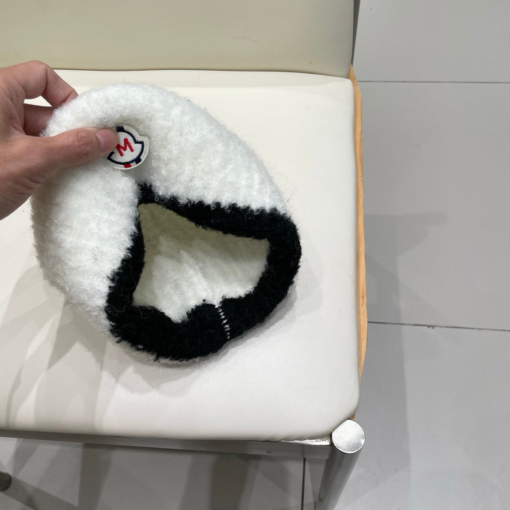 Moncler Cashmere Beanie - image 9