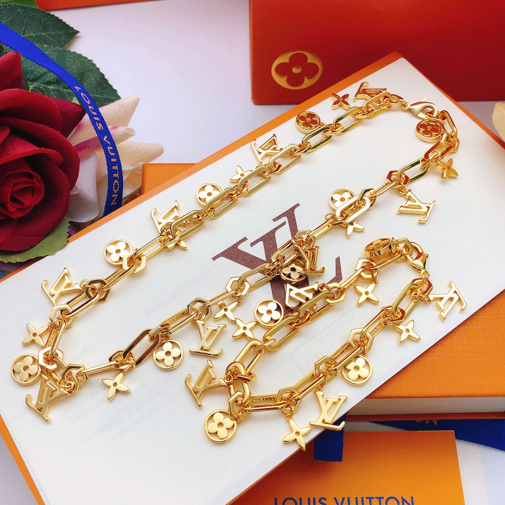 Louis Vuitton Gold-Tone Polished Necklace - album image 5