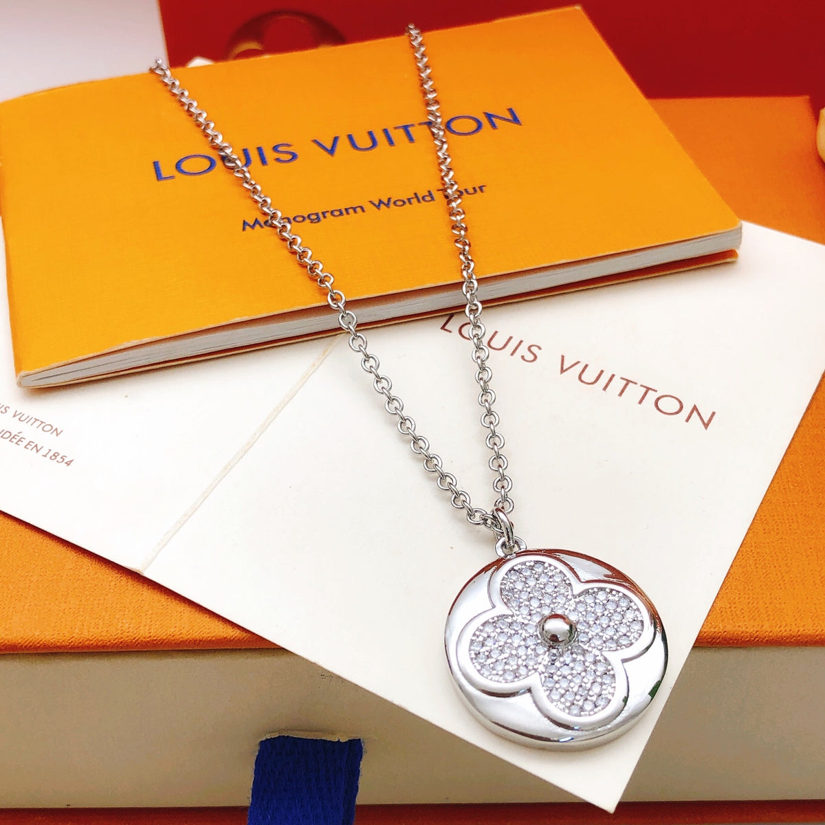 Louis Vuitton Circular Necklace - album image 2