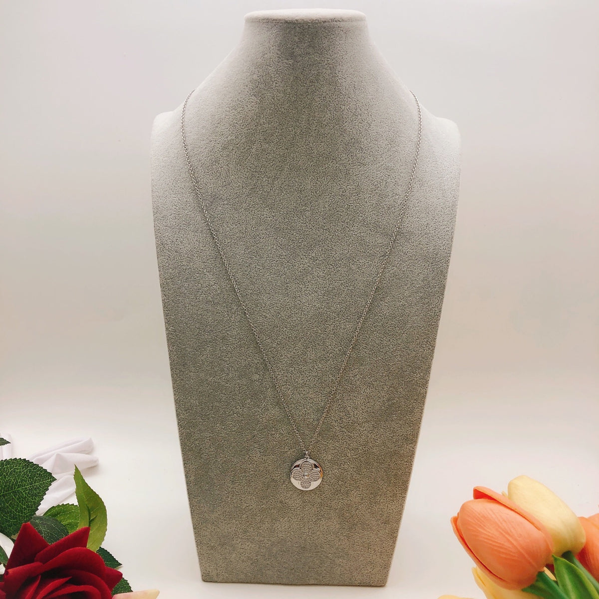 Louis Vuitton Circular Necklace - album image 8
