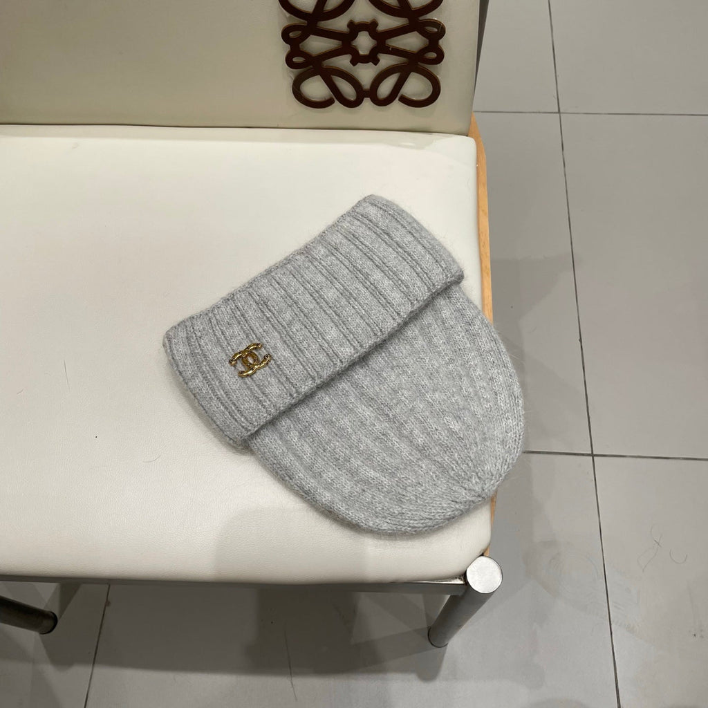 Chanel Knit Beanie - image 8