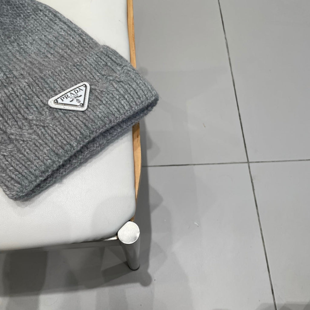 Prada Knit Beanie - image 4