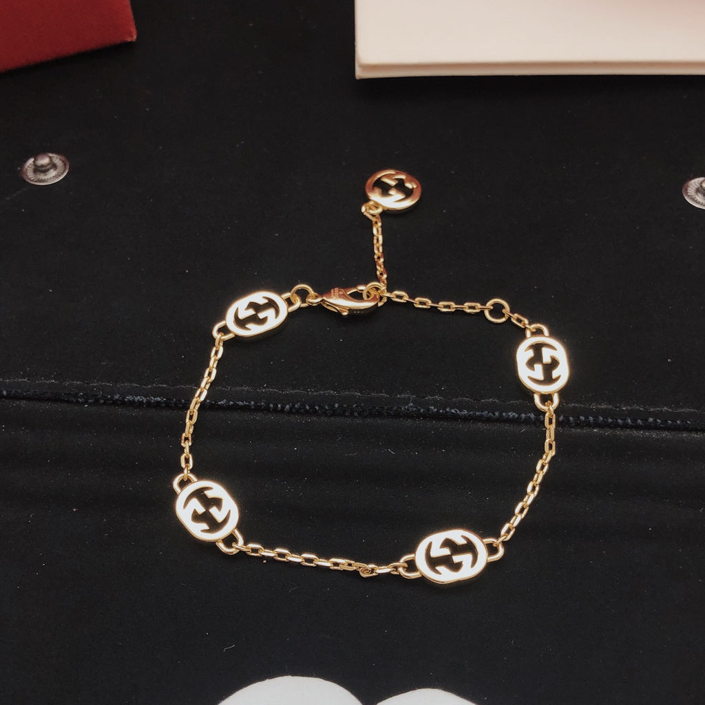 Gucci Polished Bracelet - album image 3