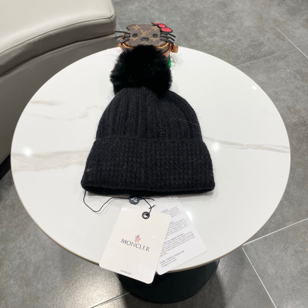 Moncler Beanie - image 7