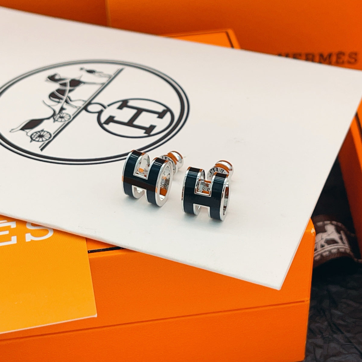 Hermès Navy H Stud Earrings - album image 4