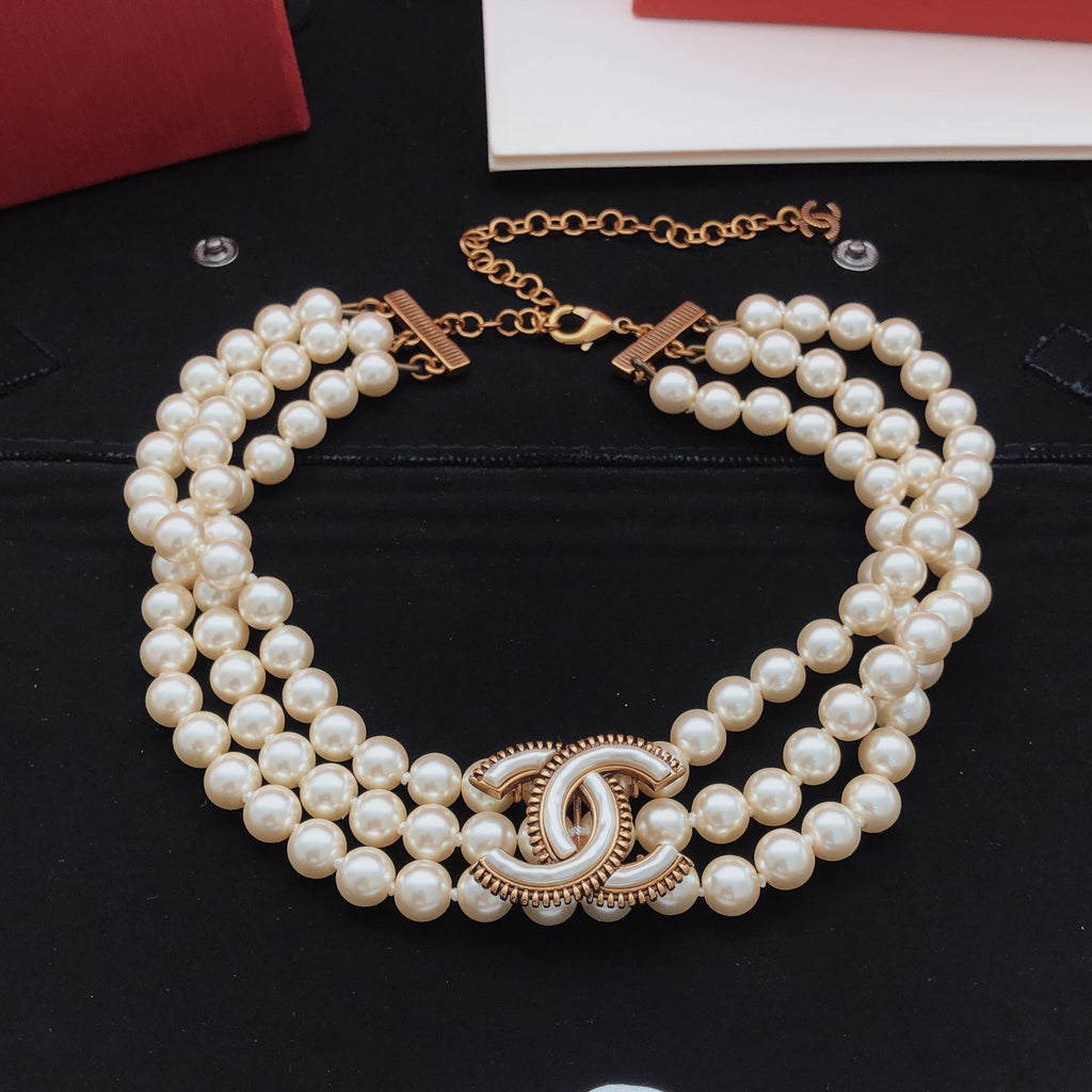 Chanel Pearl Necklace - album image 4