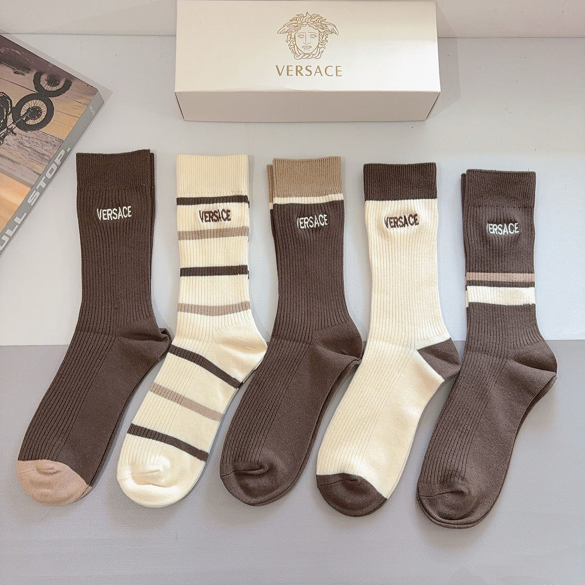 Versace earth tone ribbed stripes crew socks - view 2
