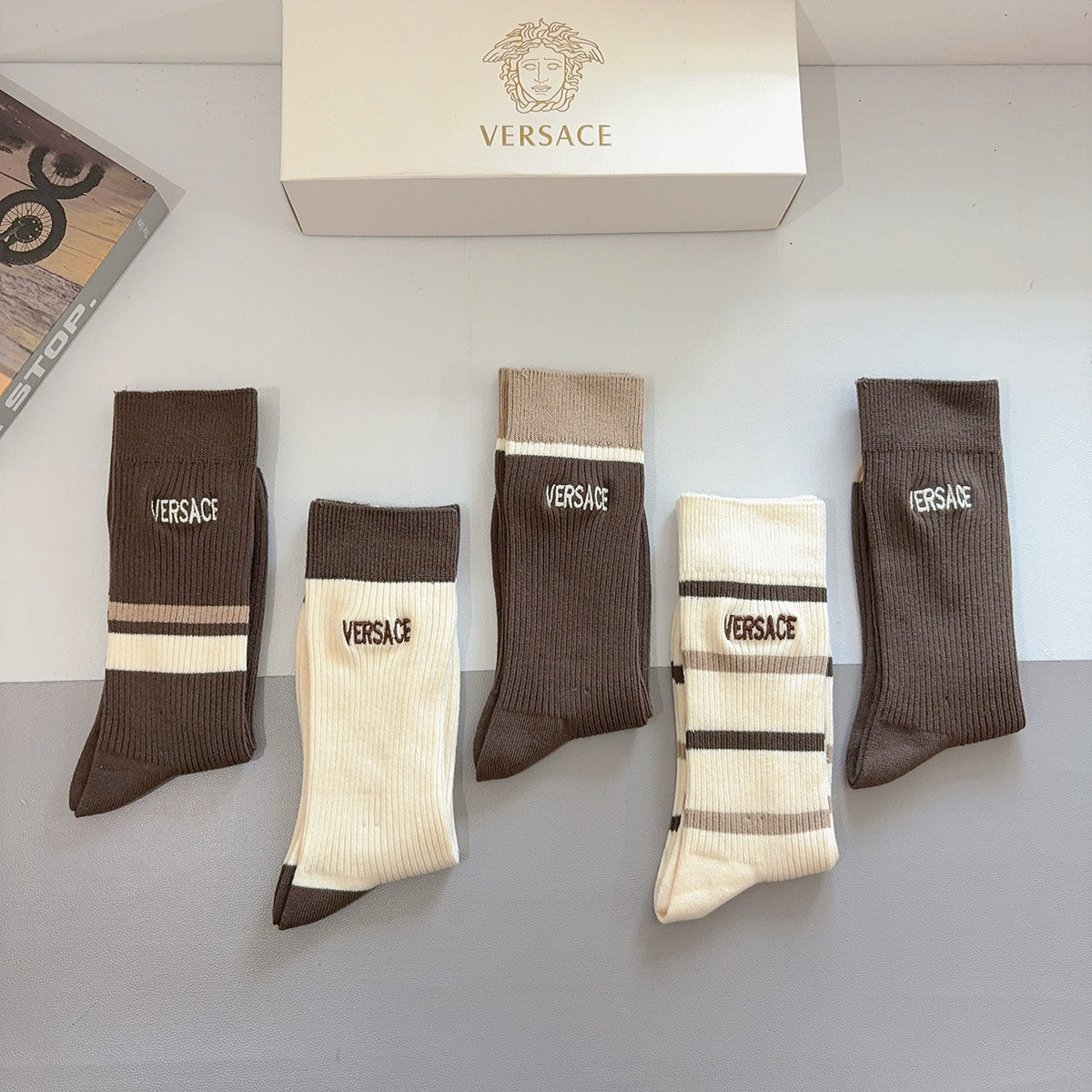 Versace earth tone ribbed stripes crew socks - view 9