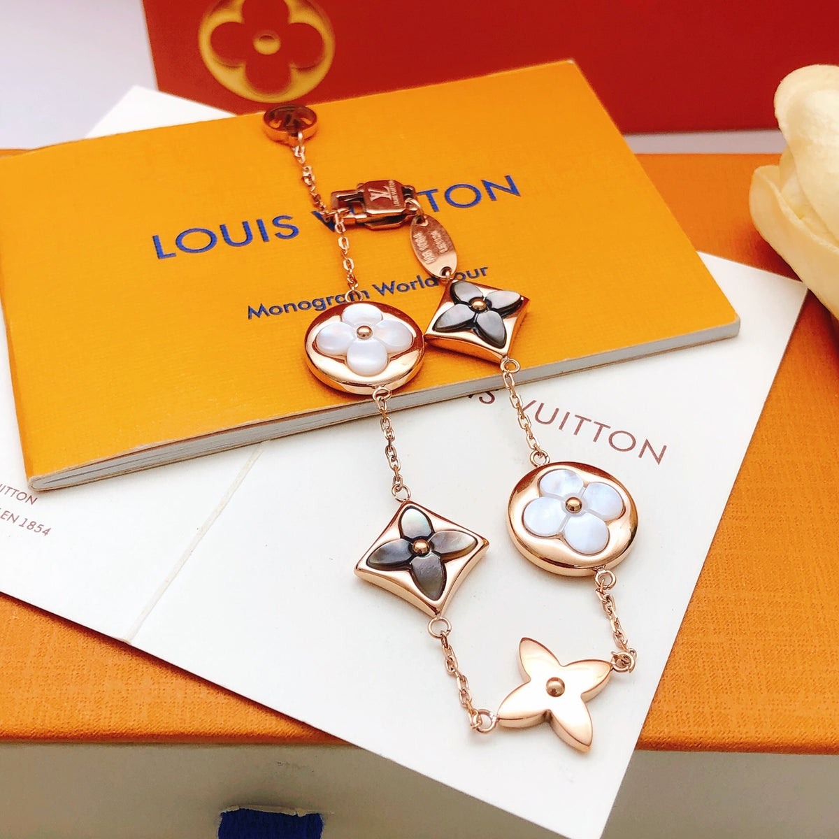 Louis Vuitton Rose Gold-Tone Gold-Tone White Gray Mother-of-Pearl Bracelet - album image 2