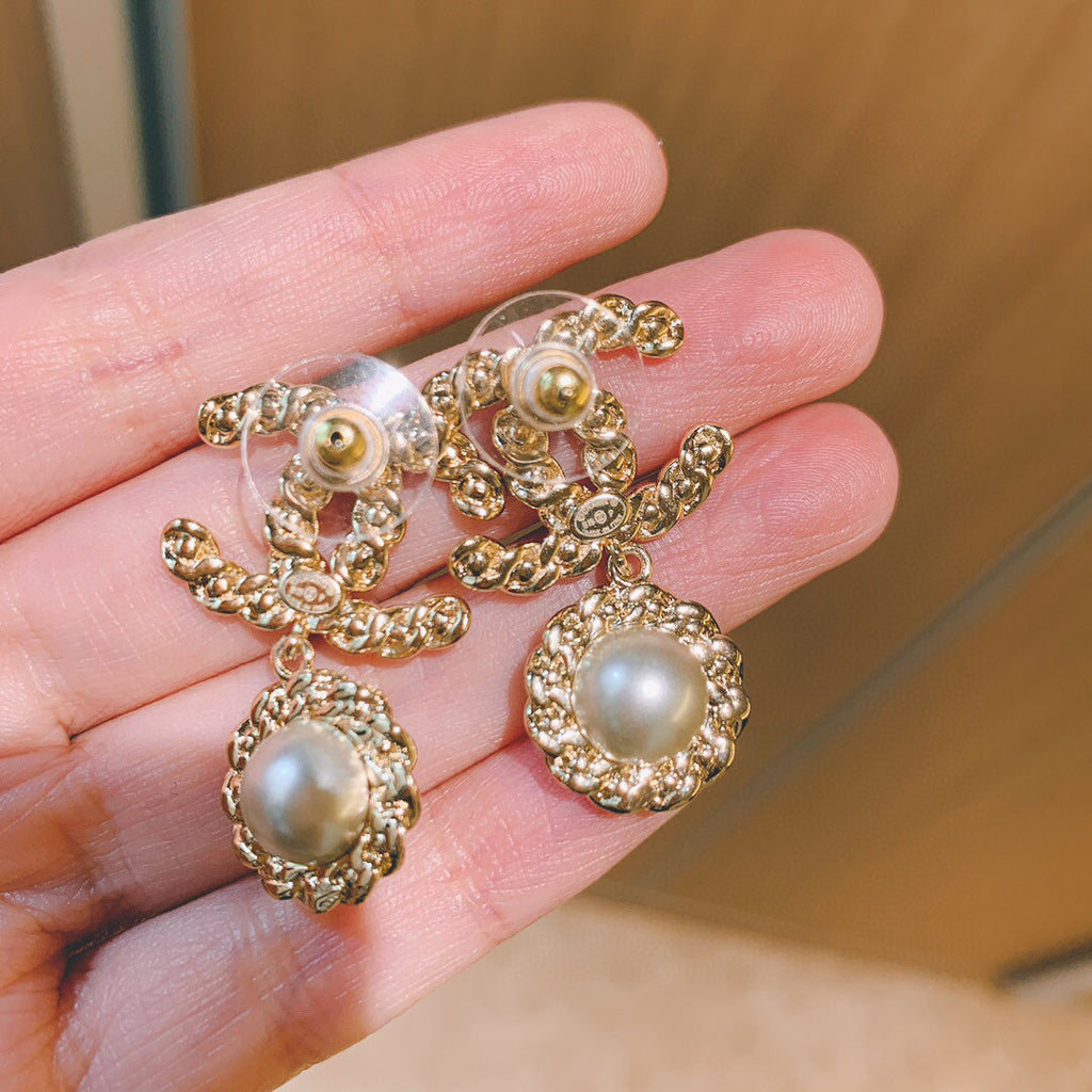 Chanel Woven Pearl Sunflower Twisted Braided Earrings - album image 4