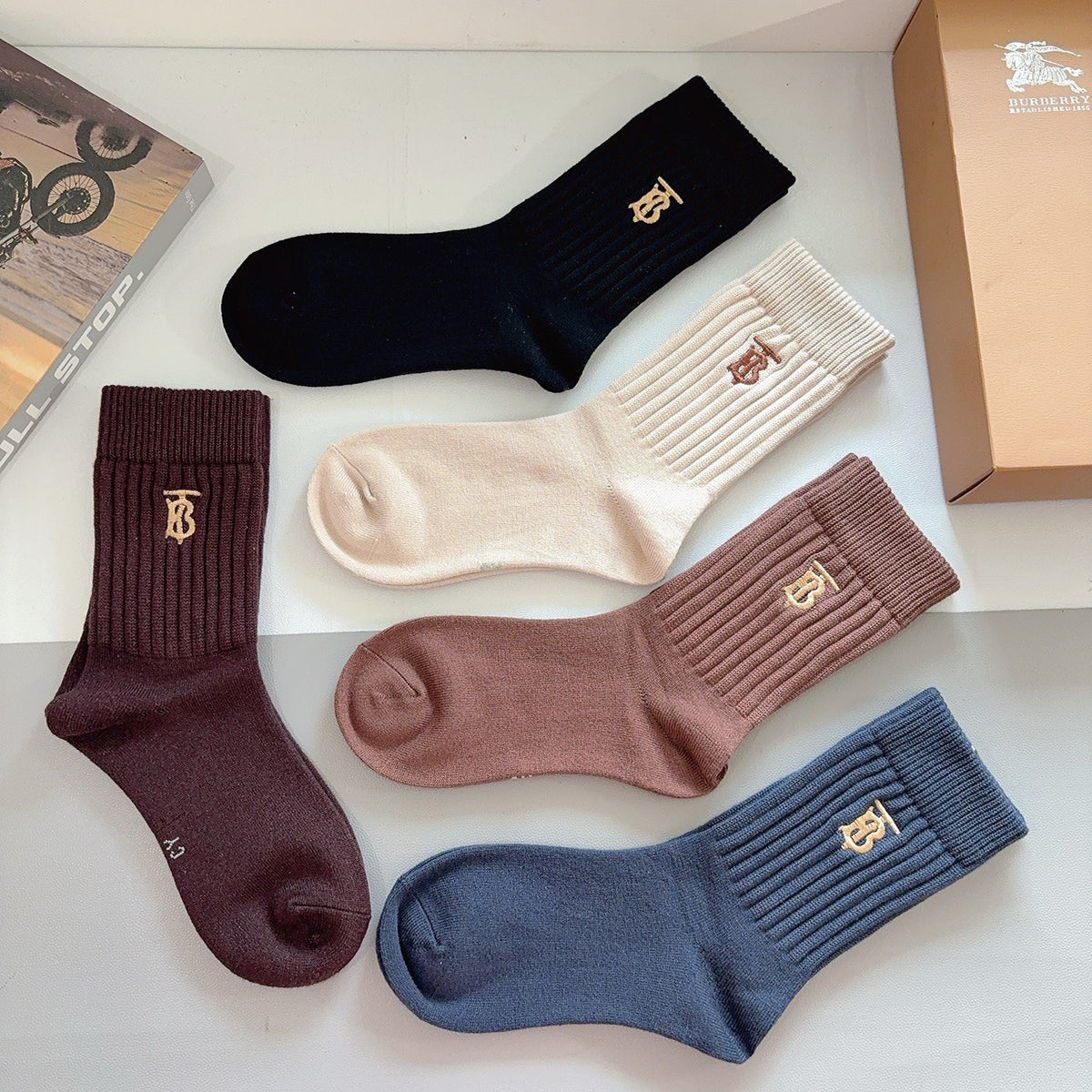 Burberry earth tone tb crew crew socks - view 7