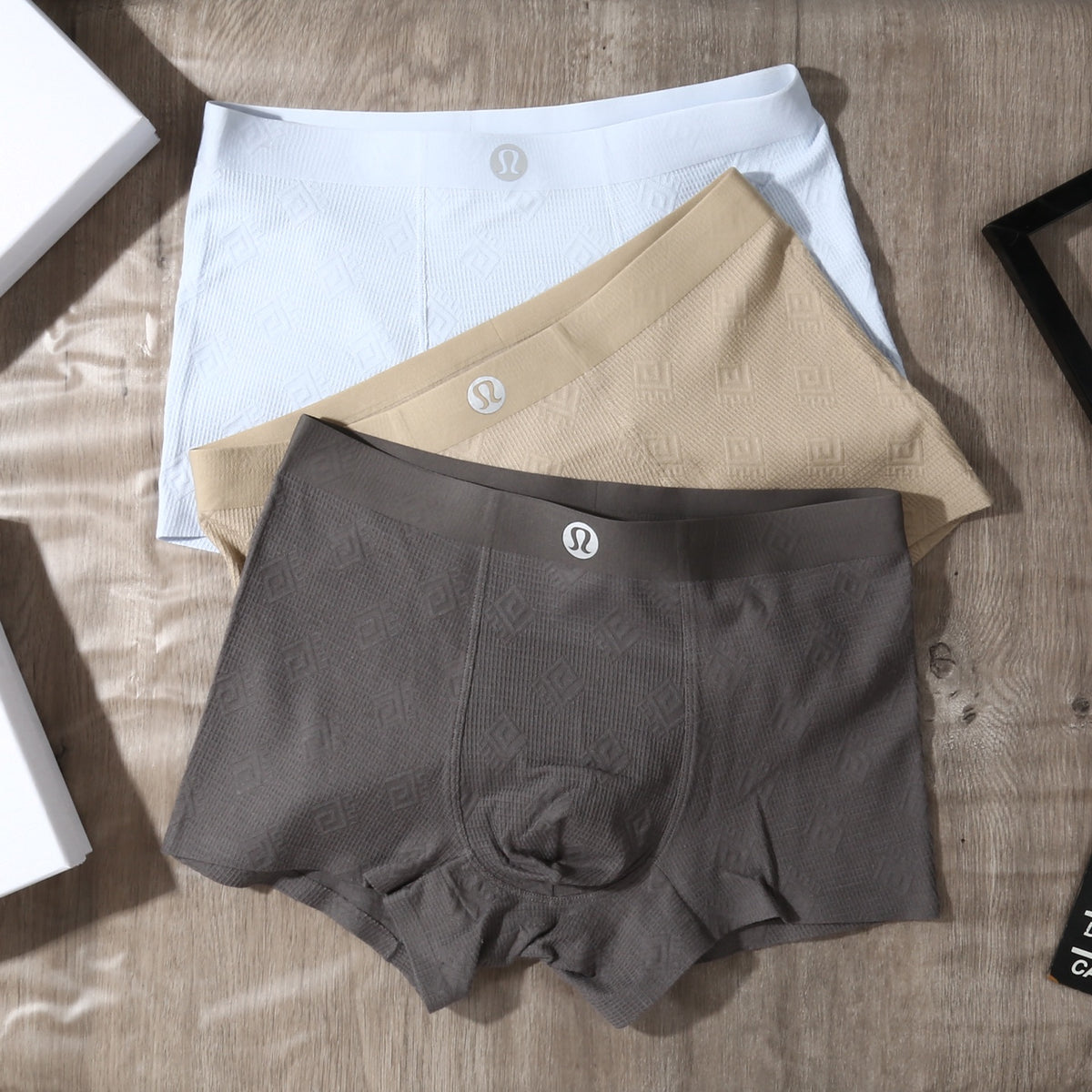 Lululemon neutral raised emblem boxer briefs - view 4
