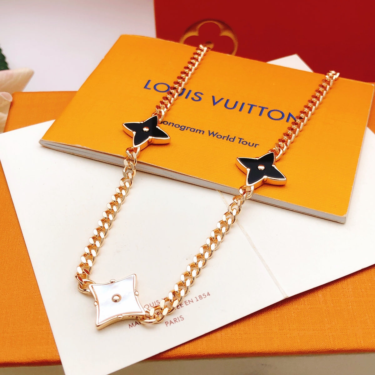 Louis Vuitton Rose Gold-Tone Gold-Tone Black Necklace - album image 4