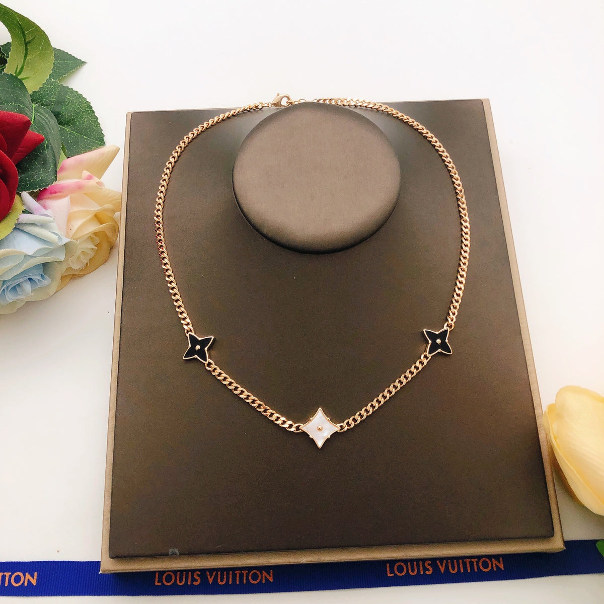 Louis Vuitton Rose Gold-Tone Gold-Tone Black Necklace - album image 7
