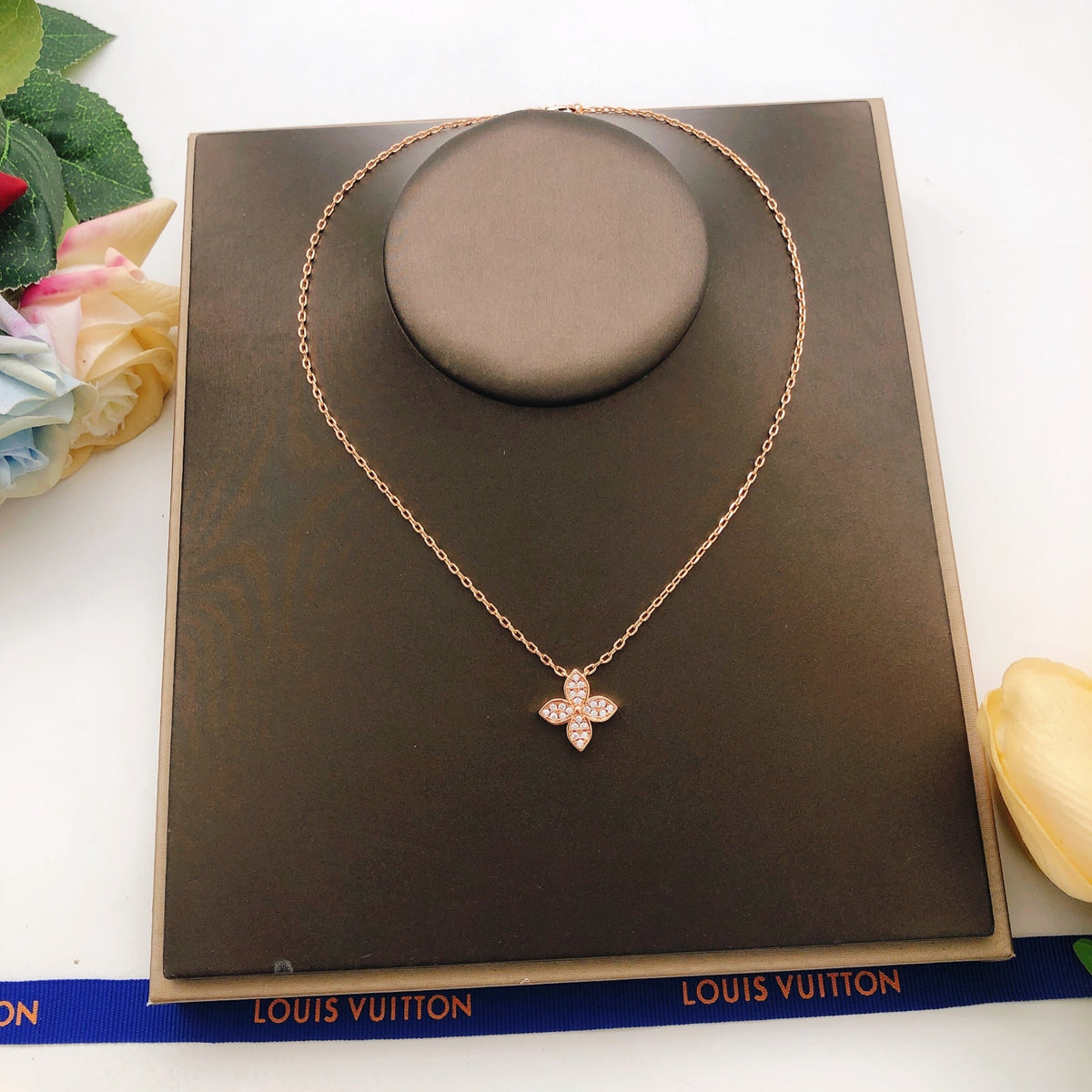 Louis Vuitton Rose Gold-Tone Gold-Tone Monogram Diamond-Shape Necklace - album image 8