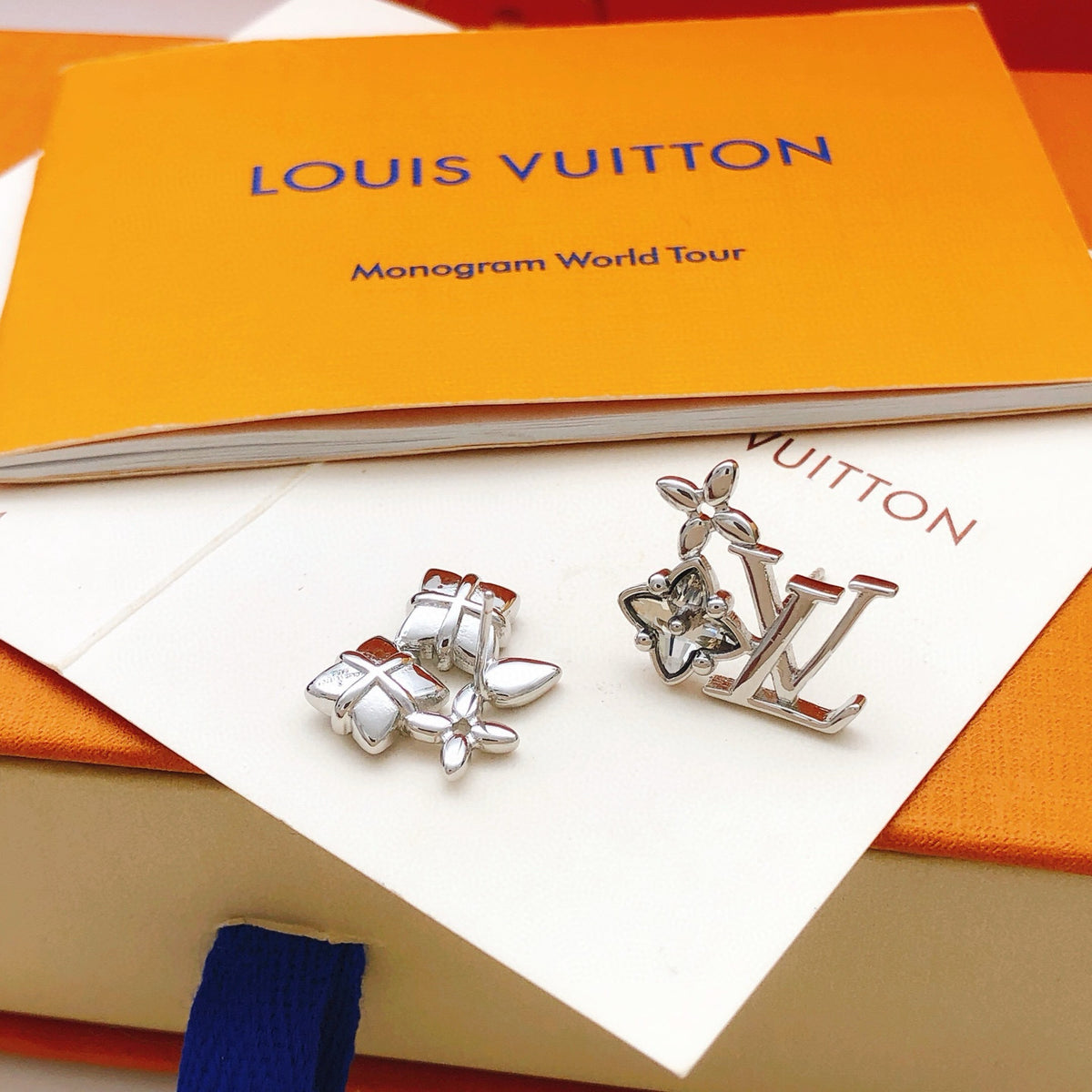 Louis Vuitton Silver-Tone Earrings - album image 4