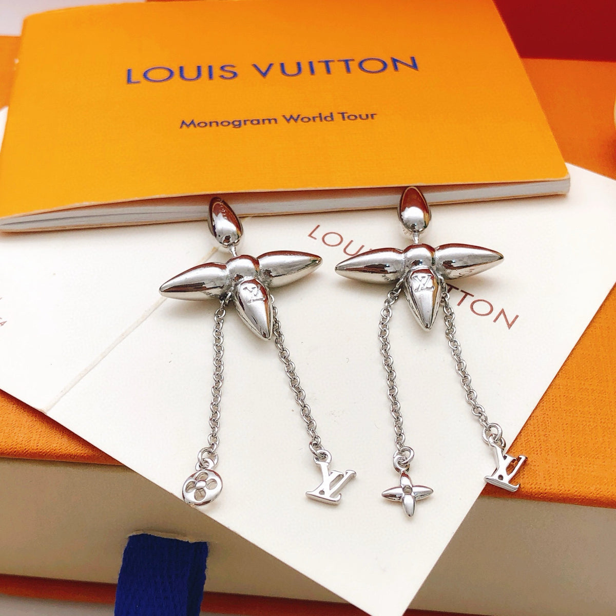 Louis Vuitton Tassel Polished Earrings - album image 1