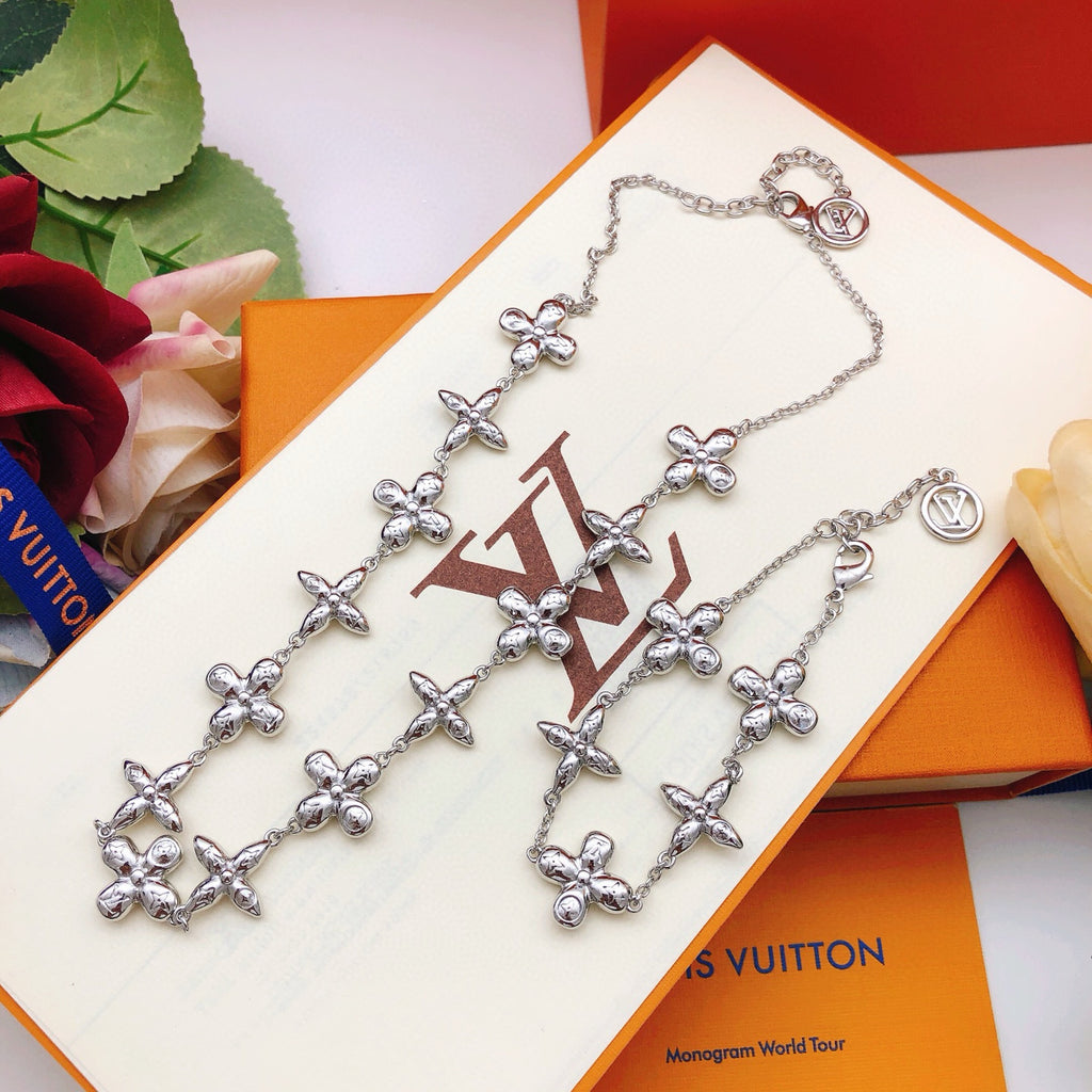 Louis Vuitton Monogram Diamond-Shape Polished Bracelet - album image 6