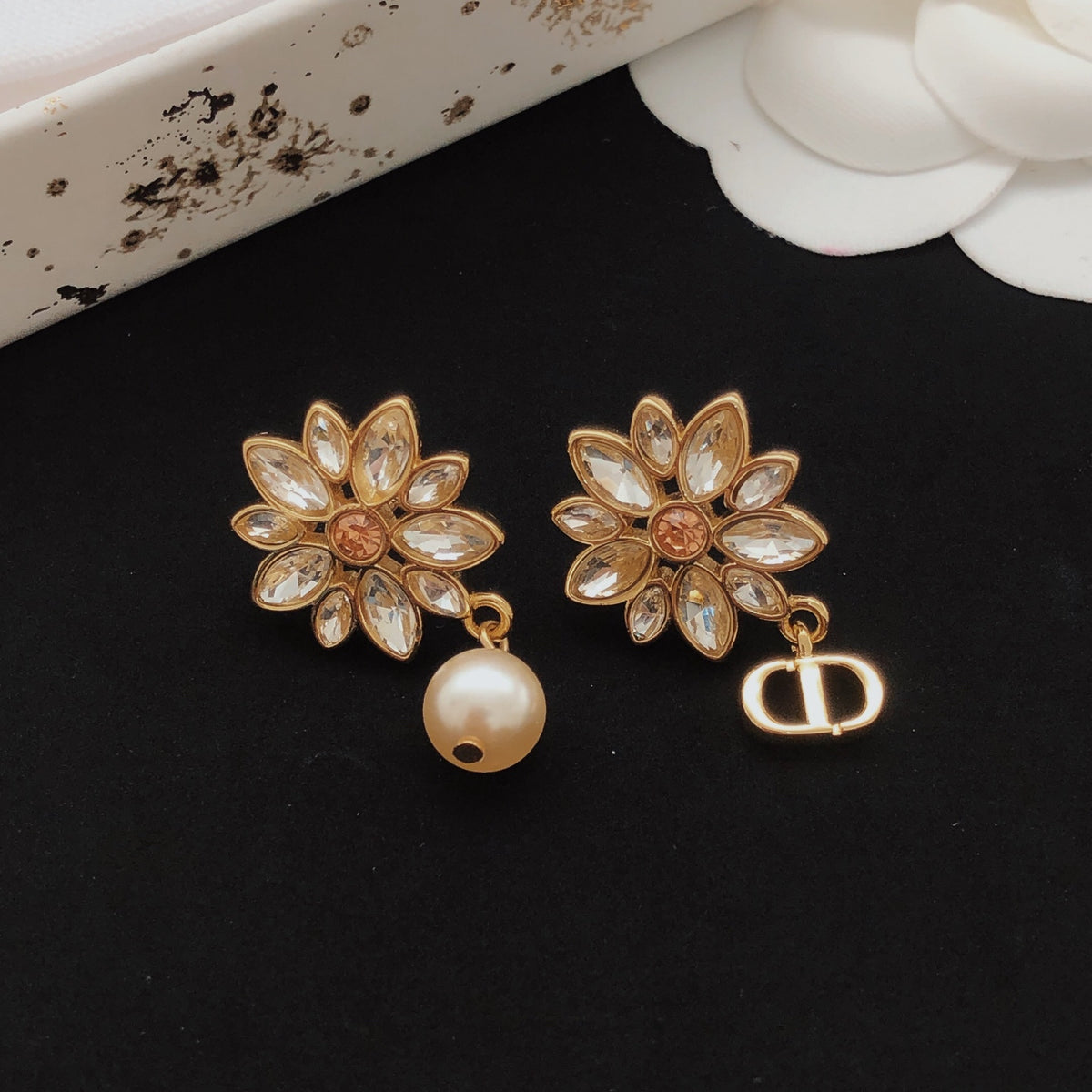 Dior Marquise Flower Pearl-Look Earrings - product image 6